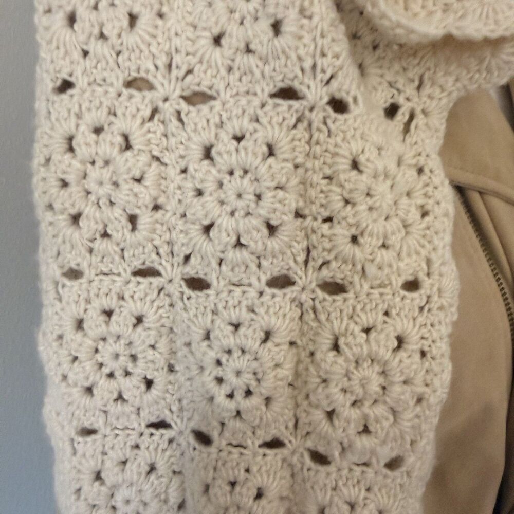 Free People Crochet Granny Square Hooded Scarf Boho Cottagecore Hippie Festival - Picture 3 of 7